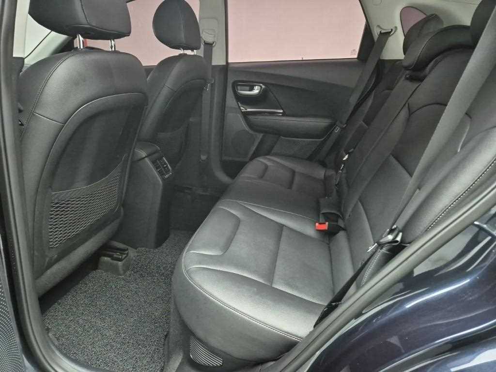 KIA Niro - Vista 12