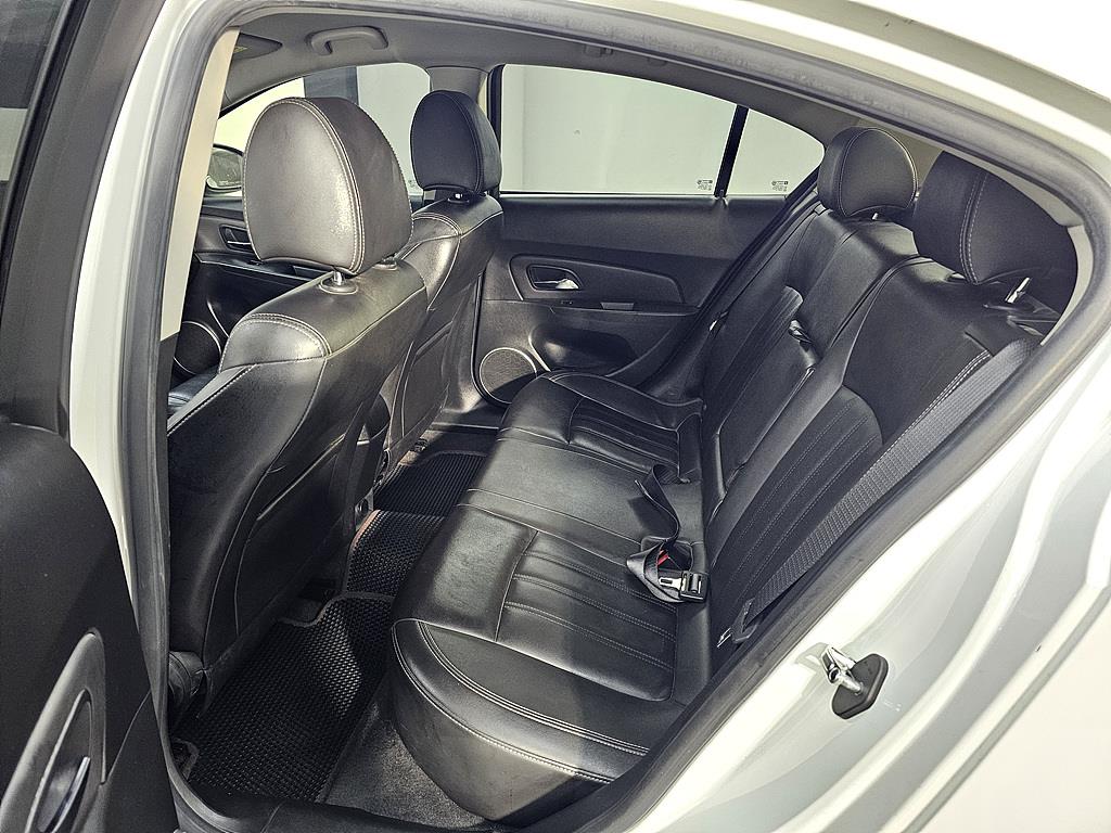 Chevrolet Cruise - Vista 9