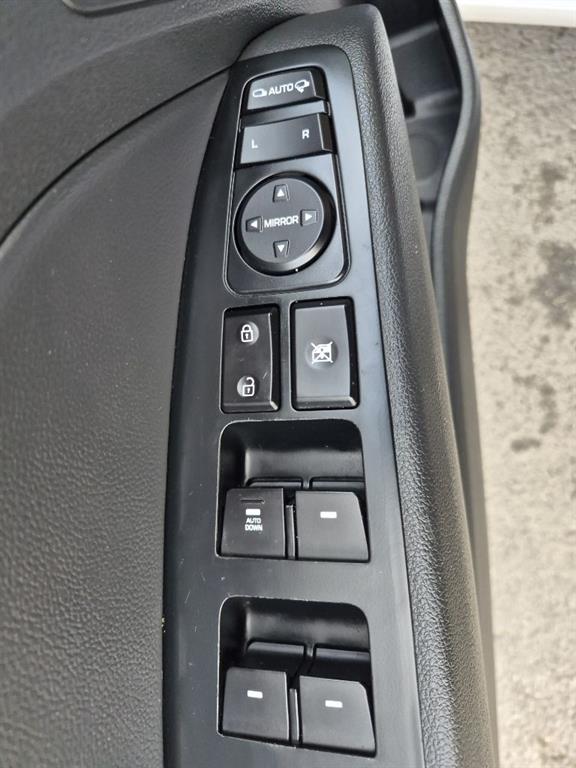 HYUNDAI Avante 2018 Blanco - Importación desde Corea - HF Imports Iquique - Foto 17