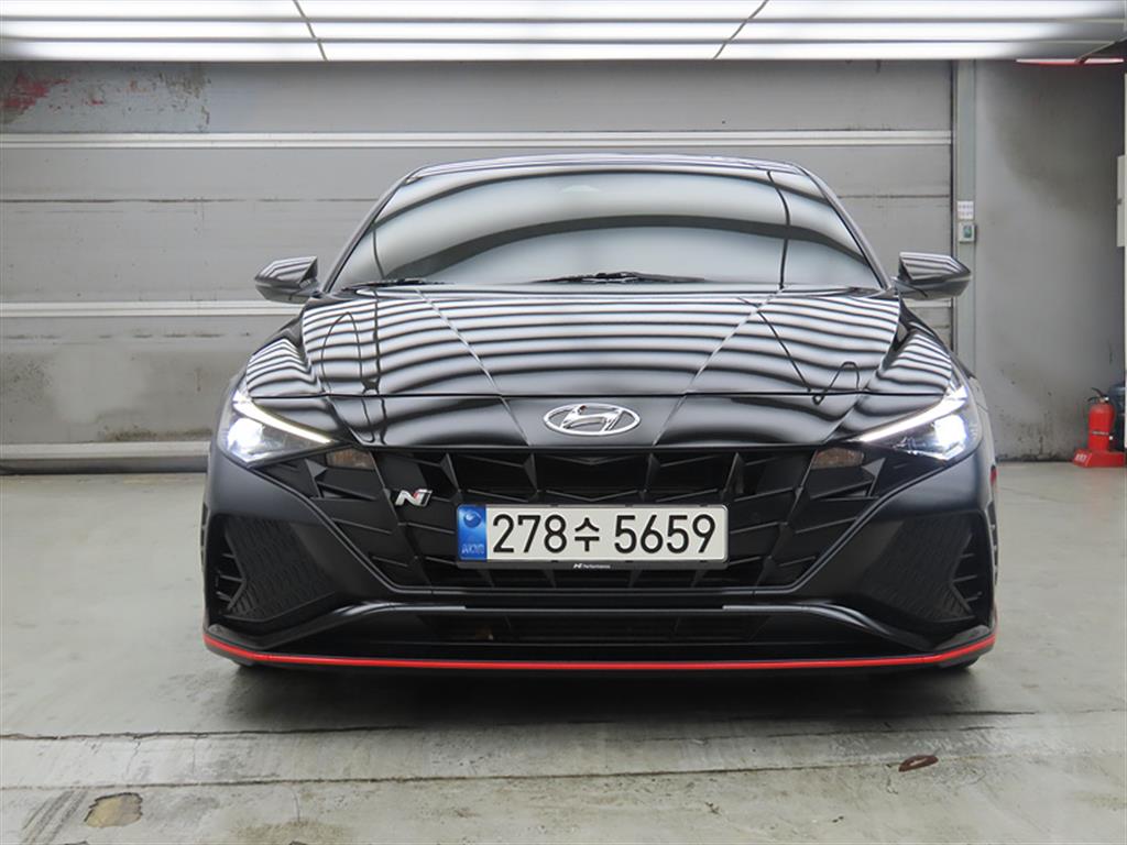 HYUNDAI Avante - Vista 2