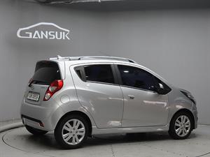 Chevrolet Spark - Vista 8