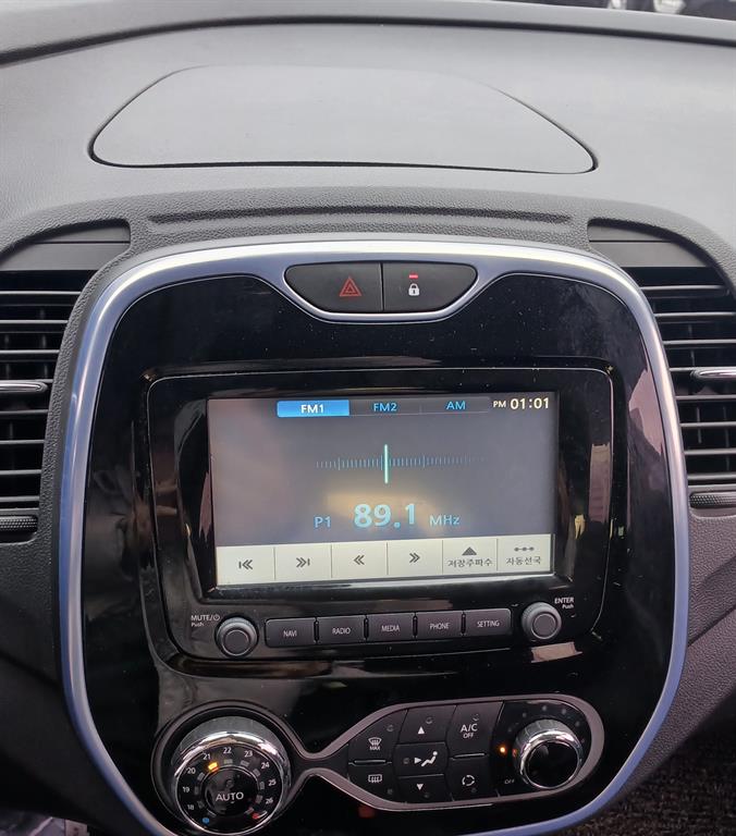 SAMSUNG QM3 - Vista 11