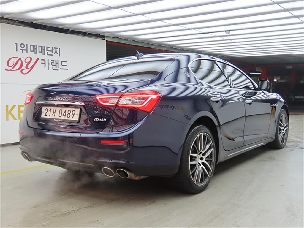 Maserati Ghibli - Vista 4