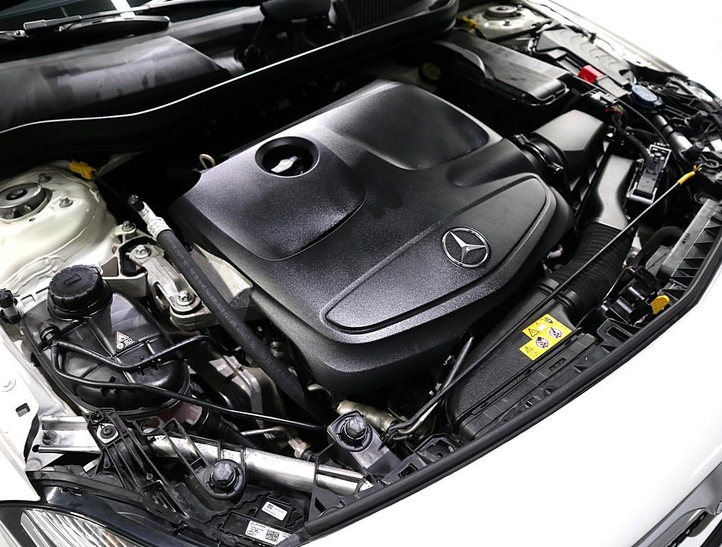 Mercedes Benz A Class - Vista 6