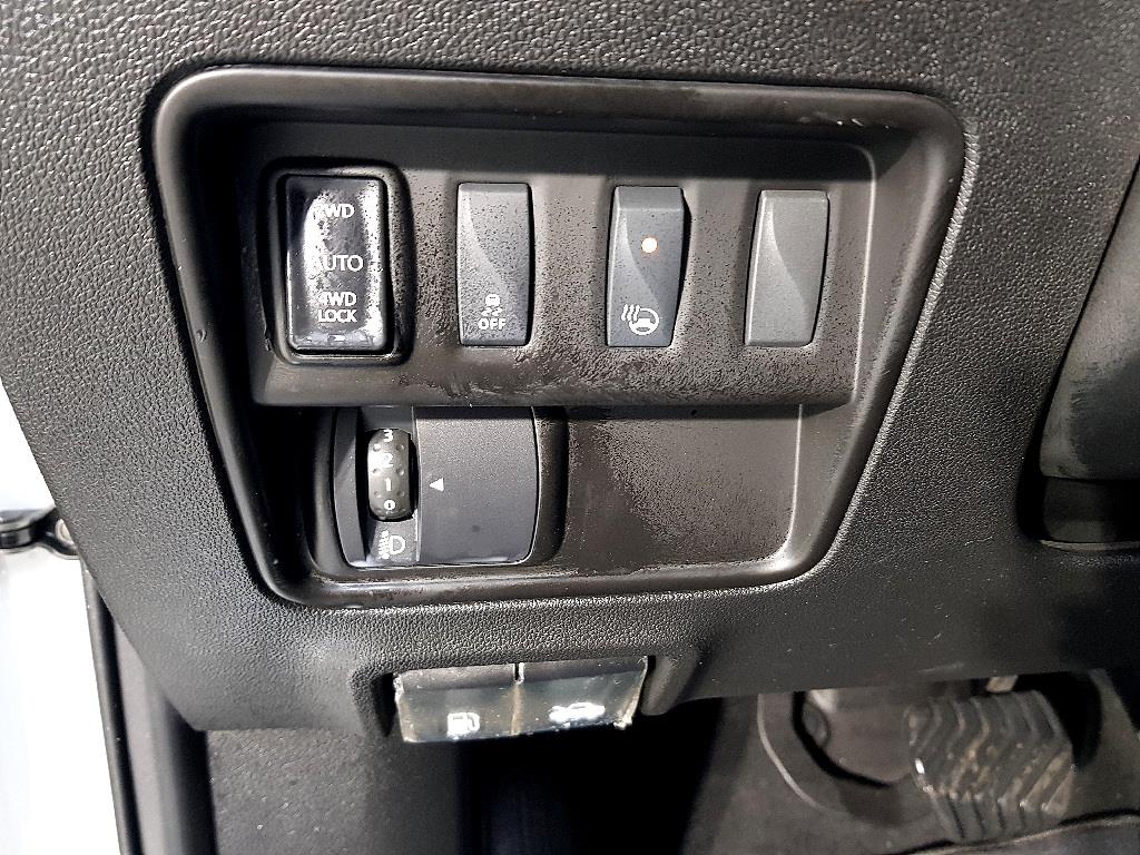 SAMSUNG QM6 - Vista 11