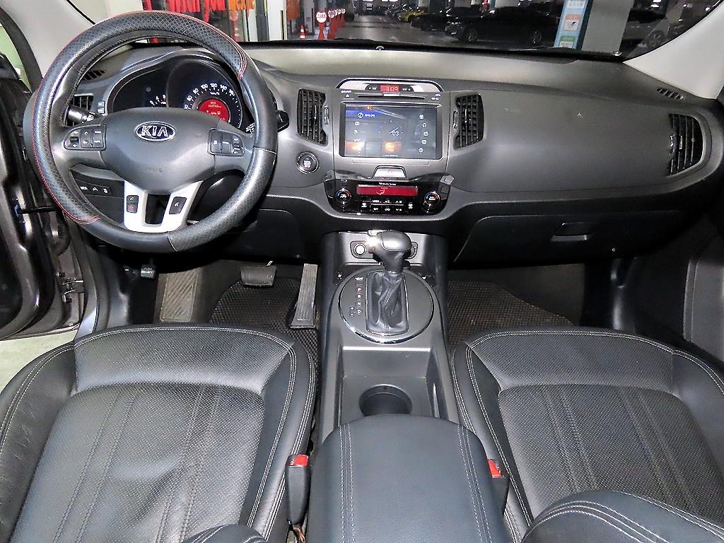 KIA Sportage - Vista 10