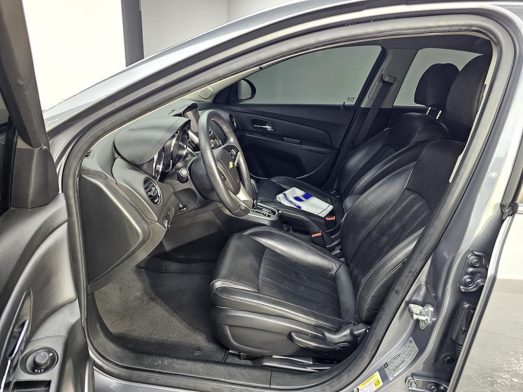 Chevrolet Cruise - Vista 8