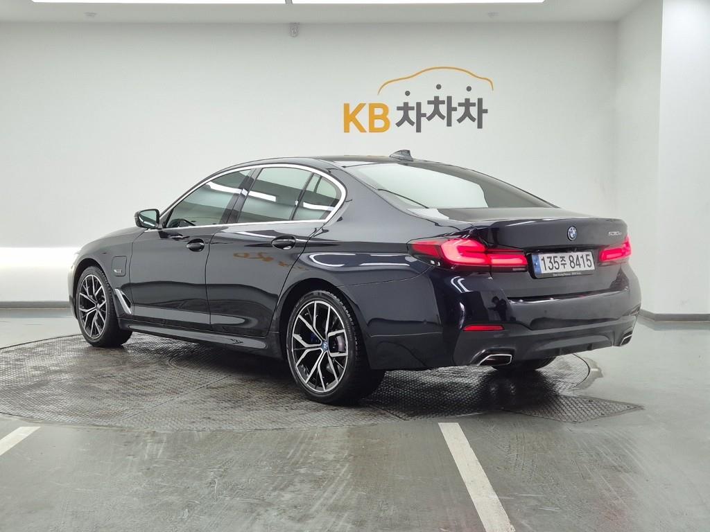 BMW 5 Series - Vista 3