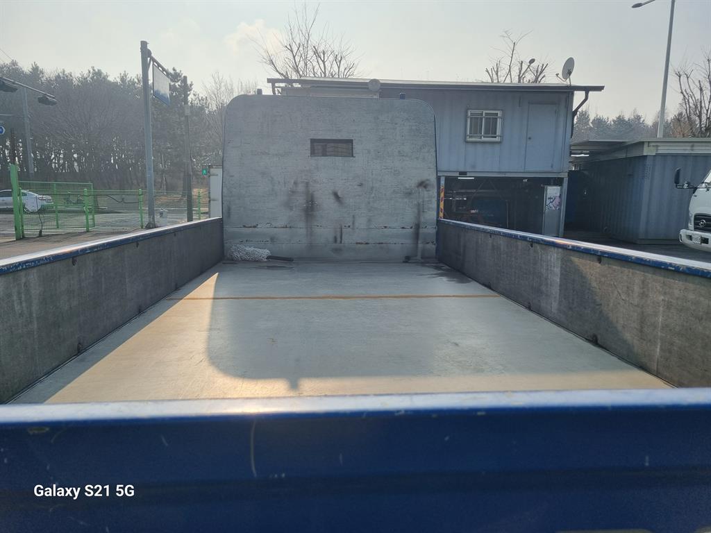 medium and large cargo Cargo - Vista 6