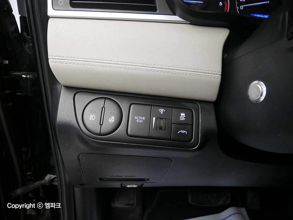 HYUNDAI Starex 2019 Negro - Importación desde Corea - HF Imports Iquique - Foto 14