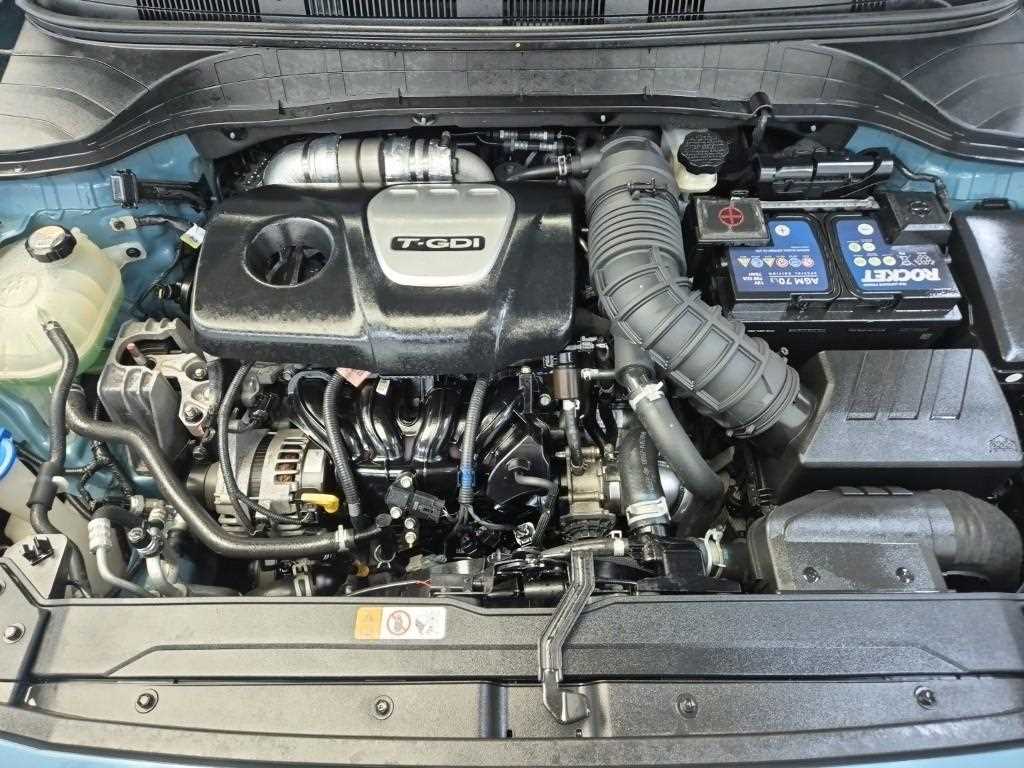 HYUNDAI Kona - Vista 5