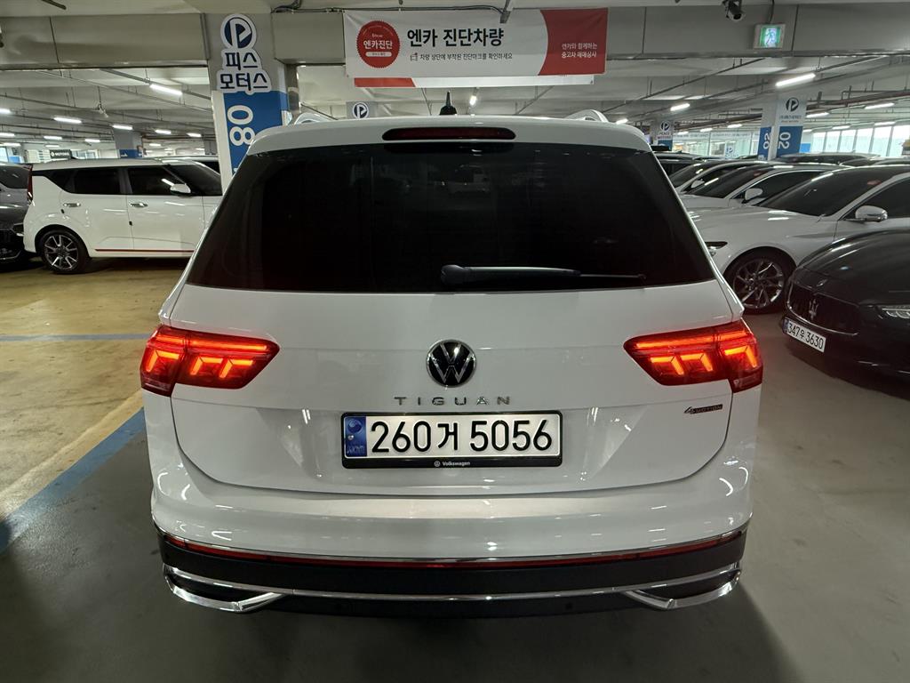 Volkswagen Tiguan - Vista 5