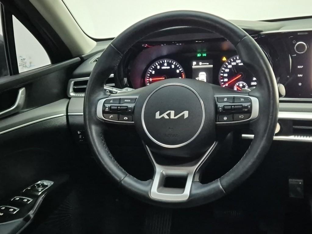 KIA K5 - Vista 9