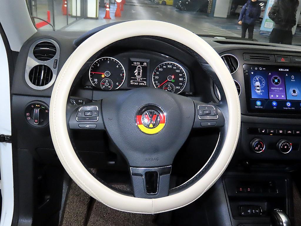 Volkswagen Tiguan - Vista 8