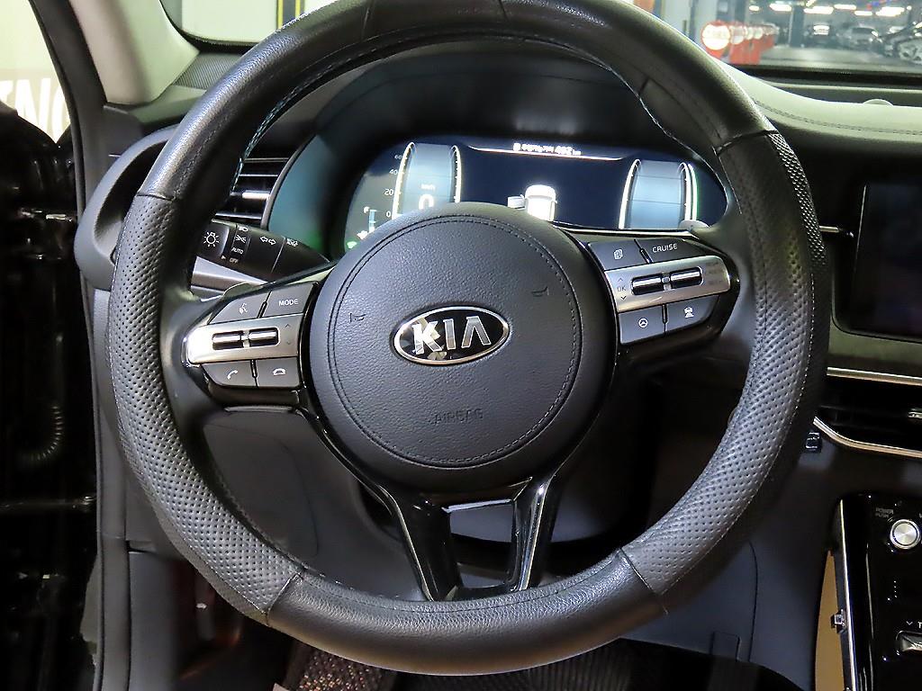 KIA K7 - Vista 8