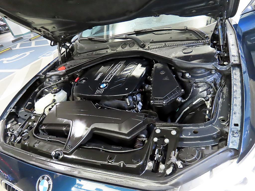 BMW 1 series 2014 Azul - Importación desde Corea - HF Imports Iquique - Foto 17