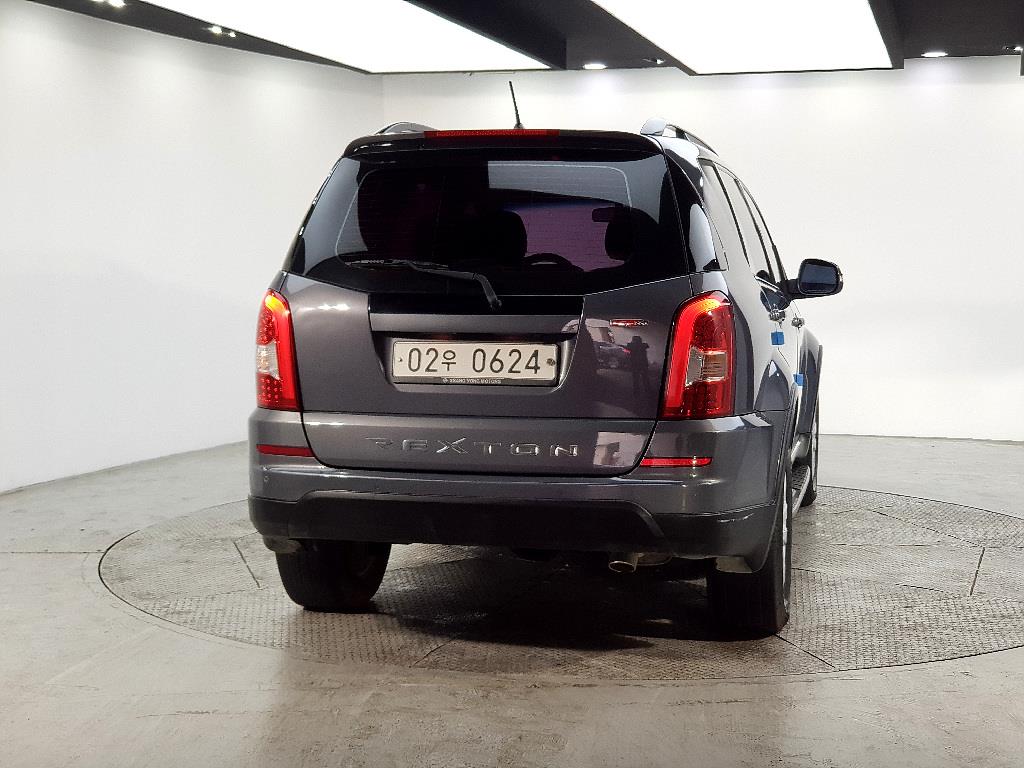 Ssangyong Rexton - Vista 3