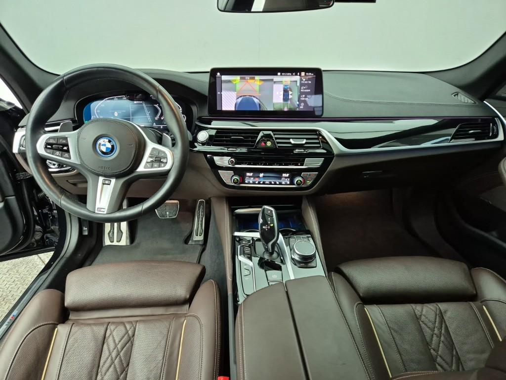 BMW 5 Series - Vista 5