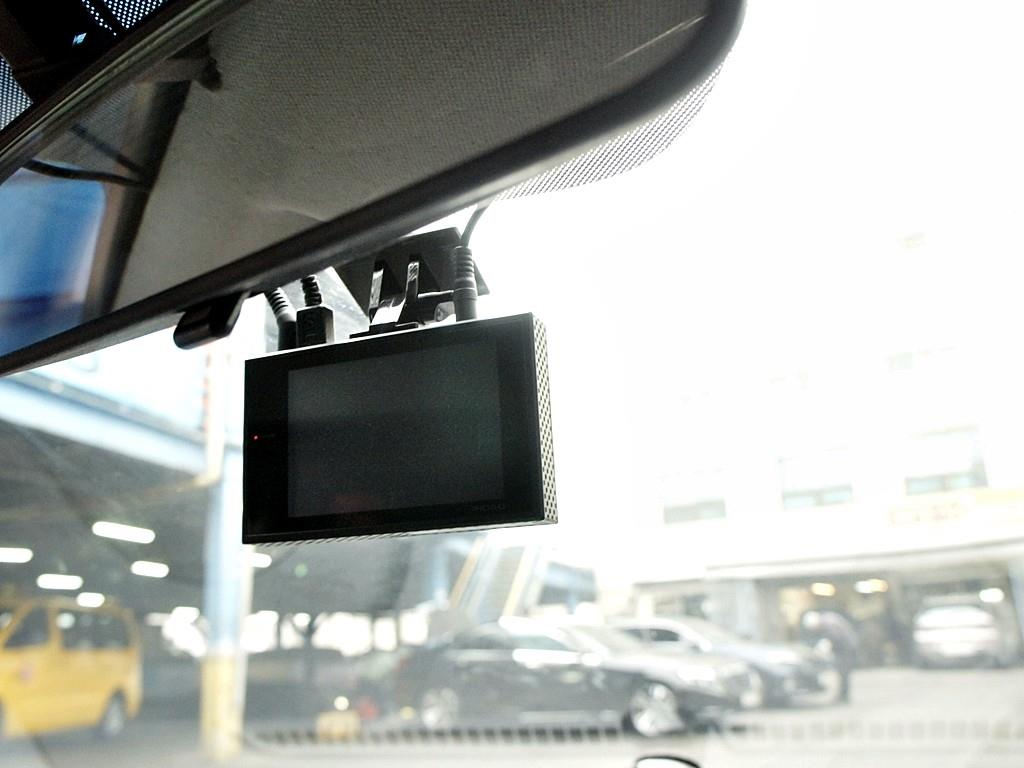 HYUNDAI Avante 2012 Blanco - Importación desde Corea - HF Imports Iquique - Foto 13