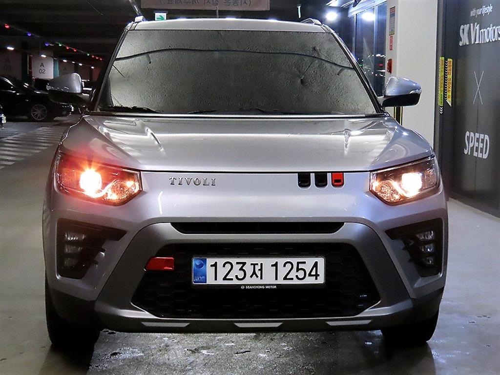 Ssangyong Tivoli - Vista 2