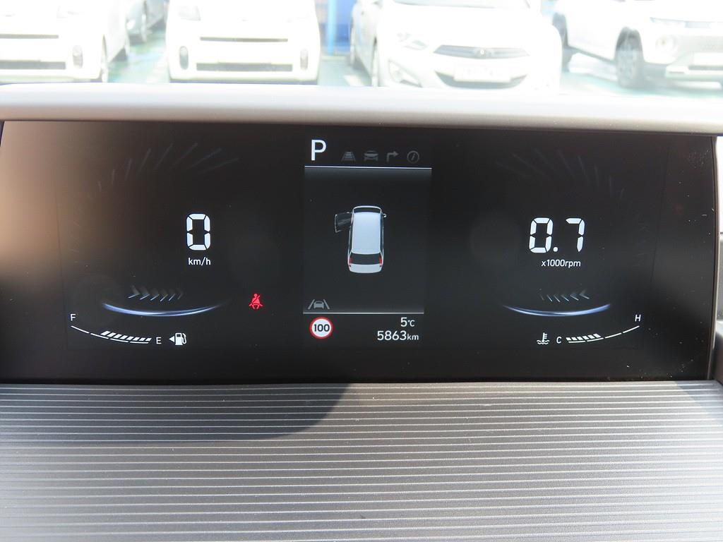 HYUNDAI Staria - Vista 9