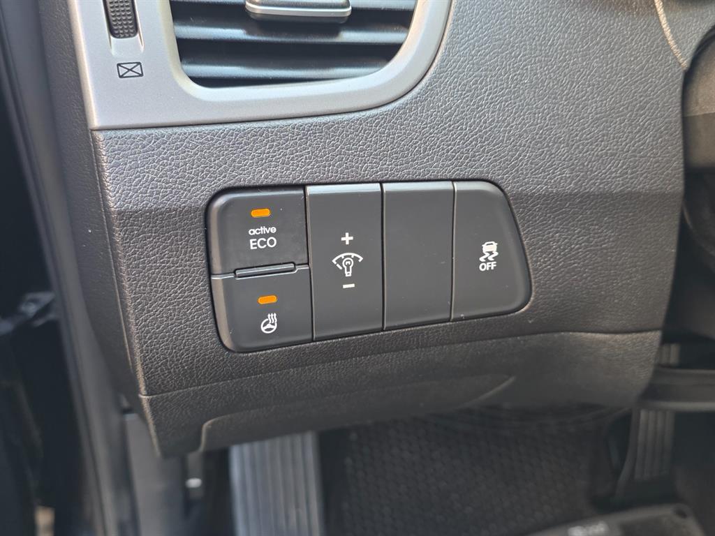 HYUNDAI Avante - Vista 8