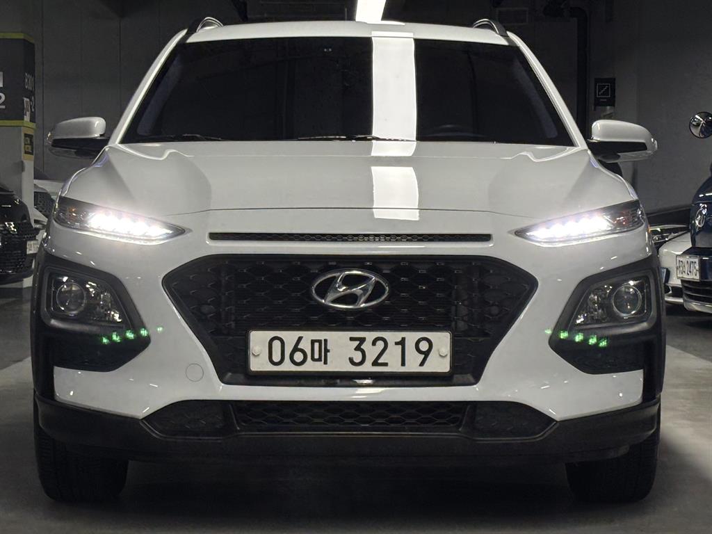 HYUNDAI Kona - Vista 2