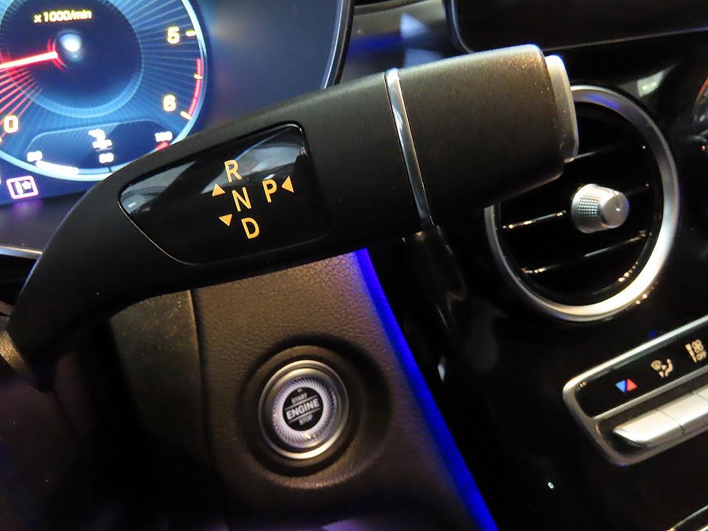 Mercedes Benz GLC Class - Vista 12