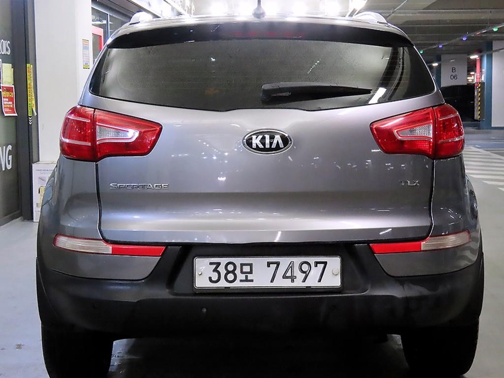KIA Sportage - Vista 5