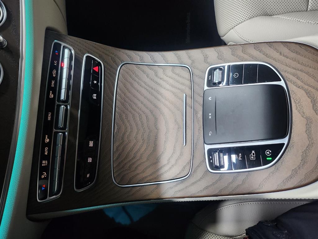 Mercedes Benz E class - Vista 11