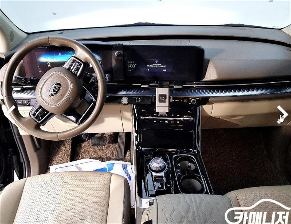 KIA Carnival - Vista 5