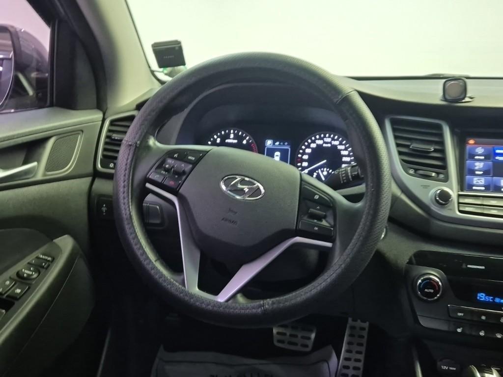 HYUNDAI Tucson - Vista 9