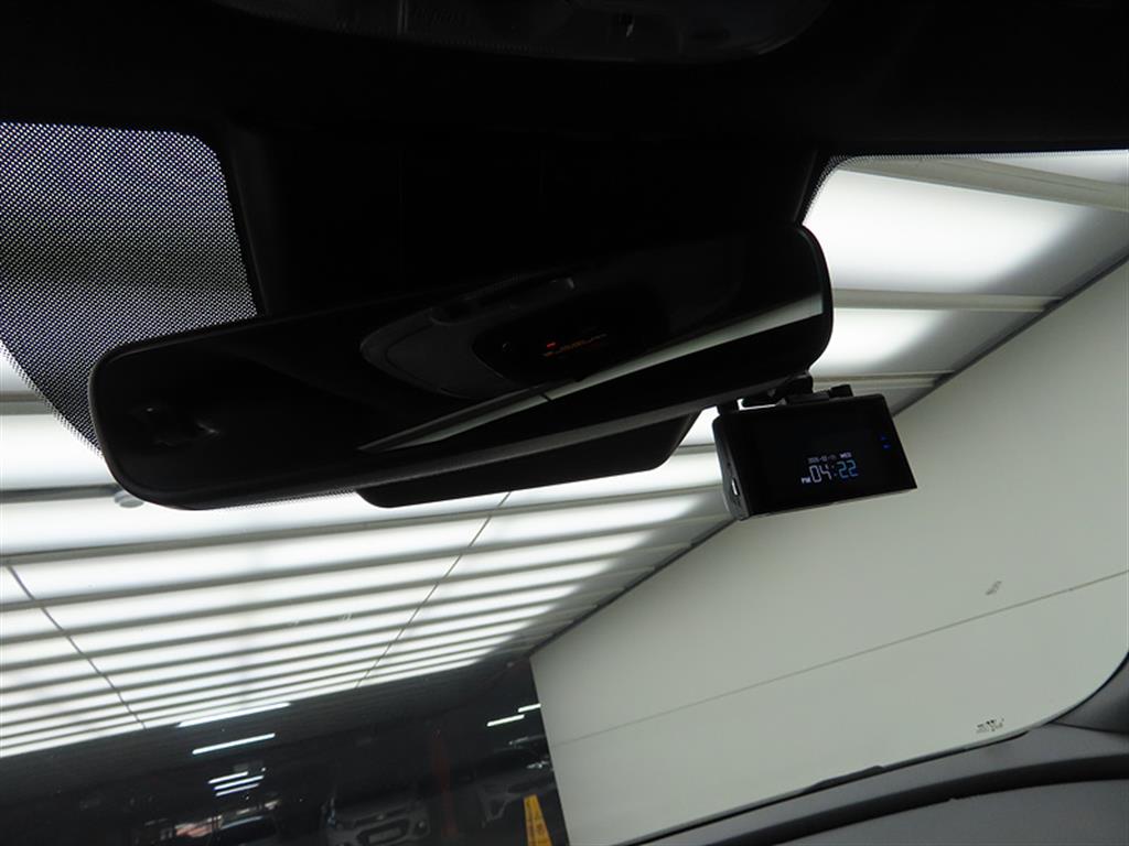 HYUNDAI Avante - Vista 12