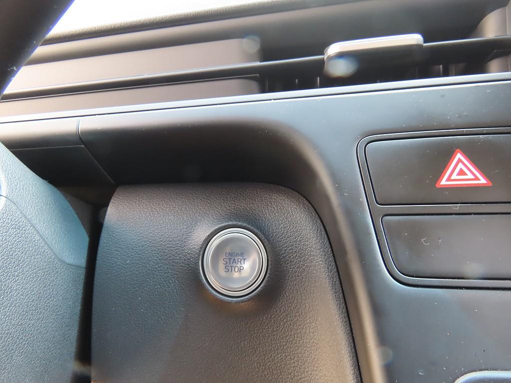 HYUNDAI Staria - Vista 11