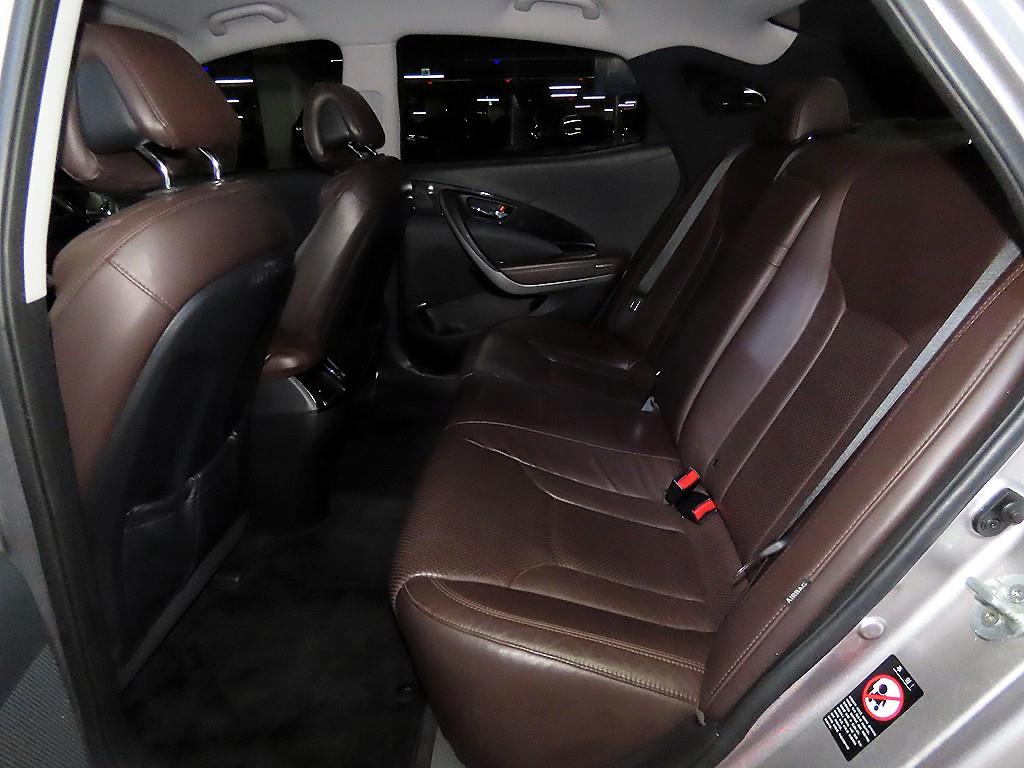 HYUNDAI Grandeur - Vista 7