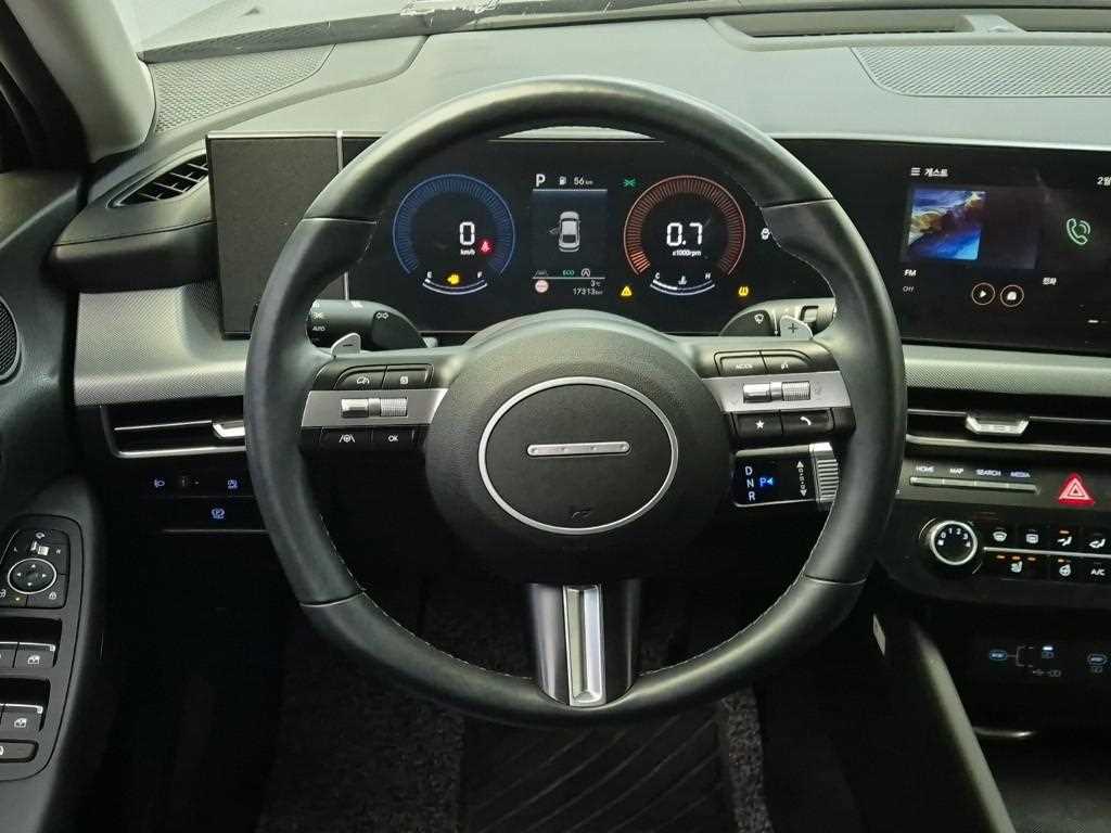 HYUNDAI Sonata - Vista 9