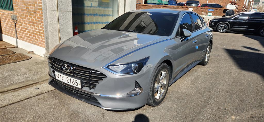 HYUNDAI Sonata - Vista 2