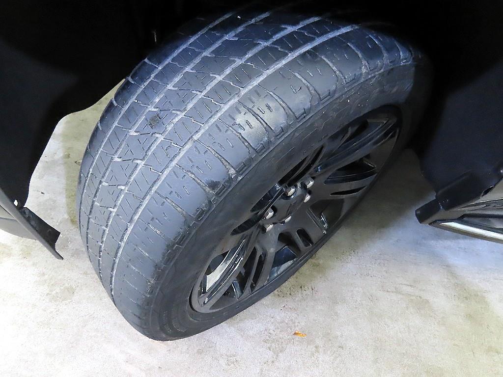 Cadillac Escalade 2019 Negro - Importación desde Corea - HF Imports Iquique - Foto 20