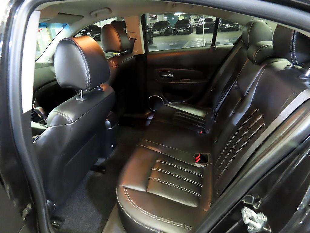 Chevrolet Cruise - Vista 7