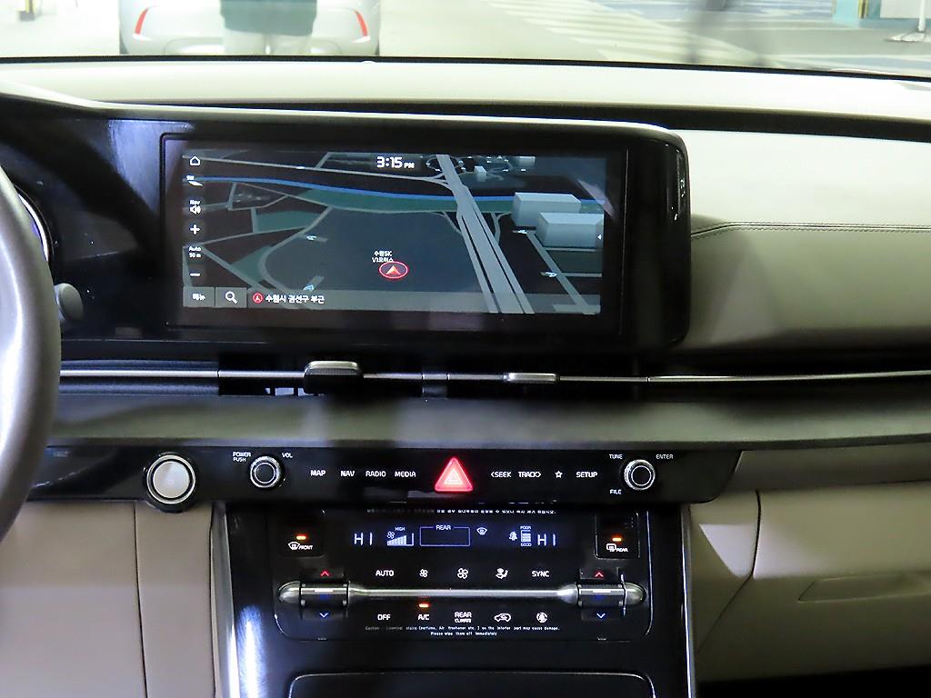 KIA Carnival - Vista 11