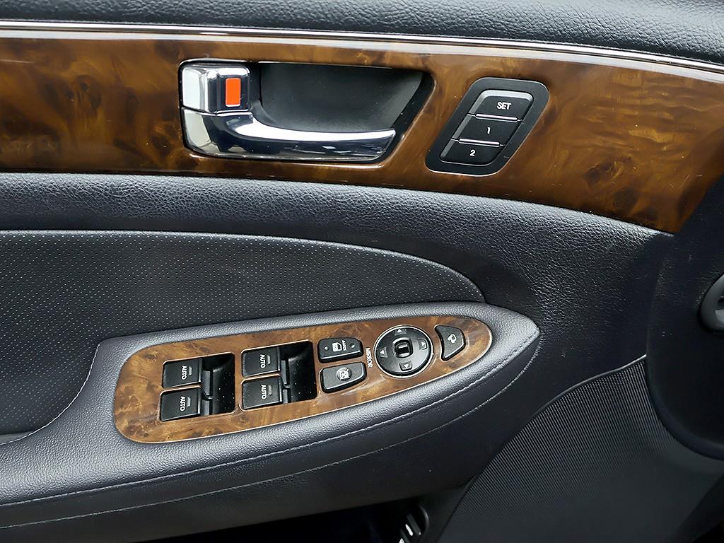 HYUNDAI Genesis 2009 Negro - Importación desde Corea - HF Imports Iquique - Foto 13