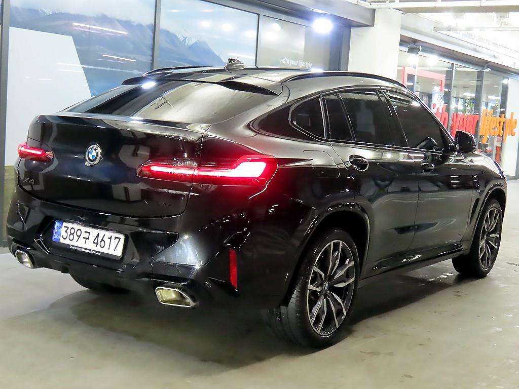 BMW X4 - Vista 4