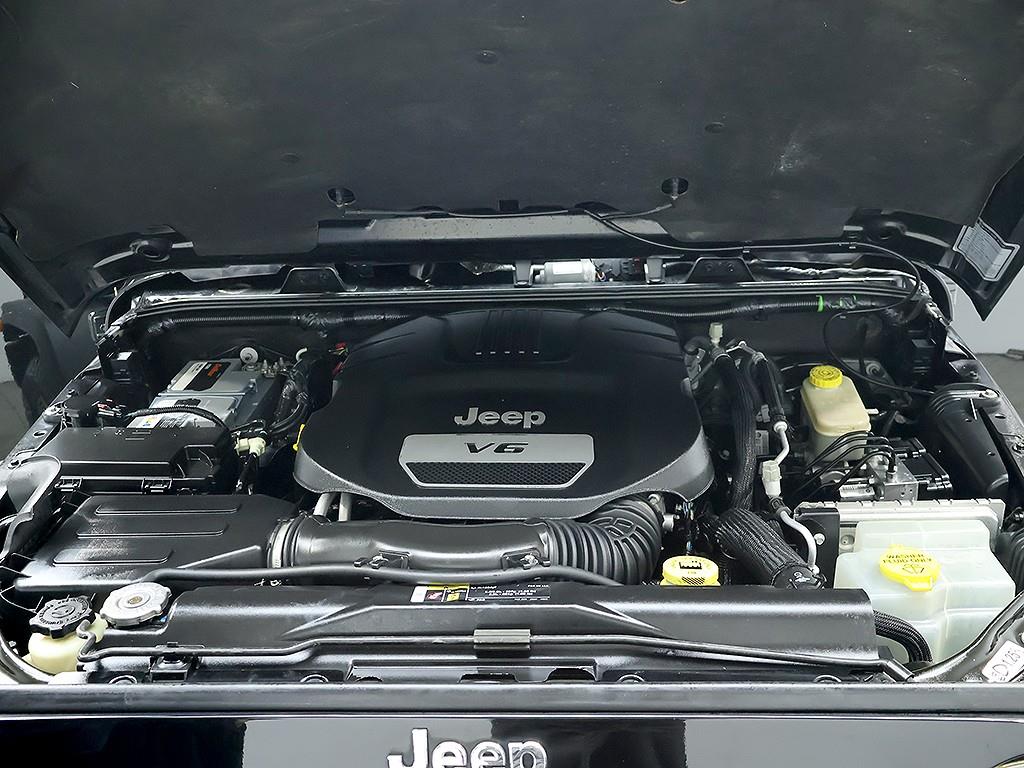 Jeep Wrangler 2017 Negro - Importación desde Corea - HF Imports Iquique - Foto 7