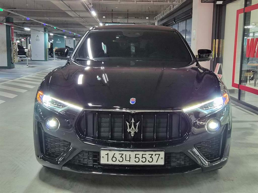 Maserati Levante - Vista 2