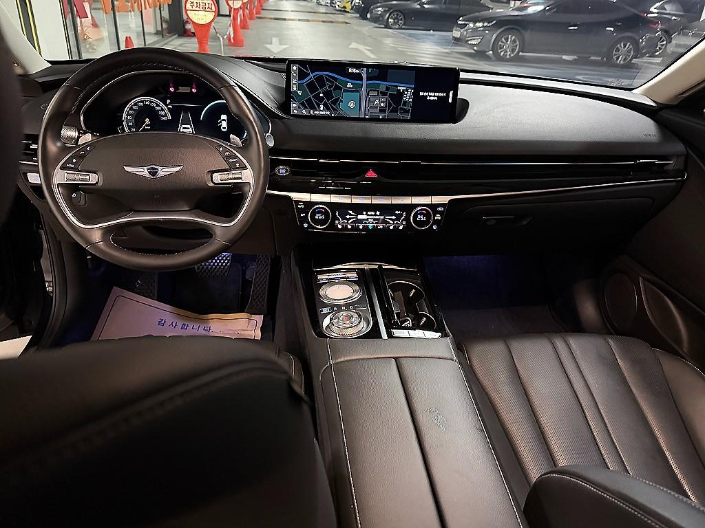 Genesis G80 - Vista 6