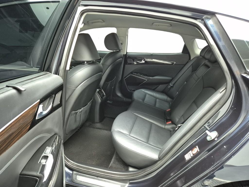 KIA K7 - Vista 12
