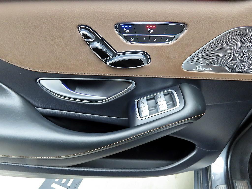 Mercedes Benz S Class - Vista 12