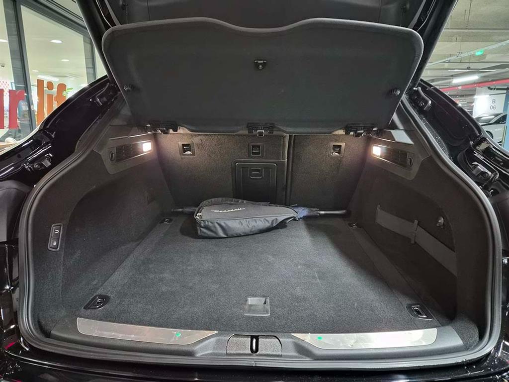 Maserati Levante 2020 Negro - Importación desde Corea - HF Imports Iquique - Foto 18