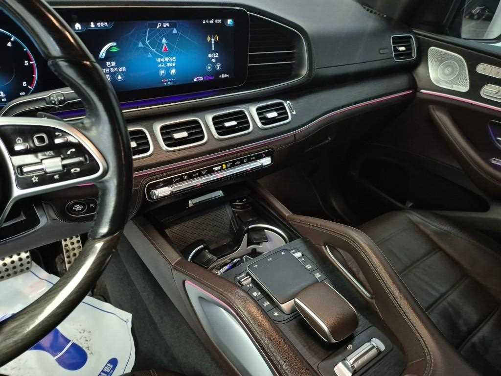 Mercedes Benz GLS Class - Vista 10