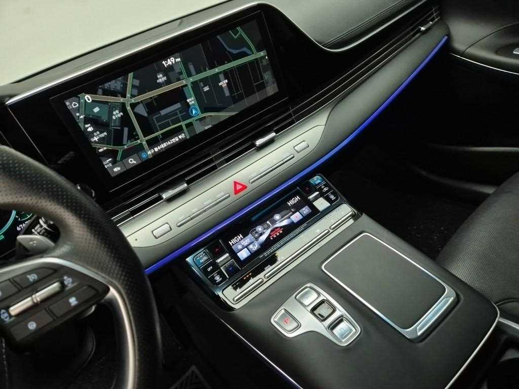 HYUNDAI Grandeur - Vista 10